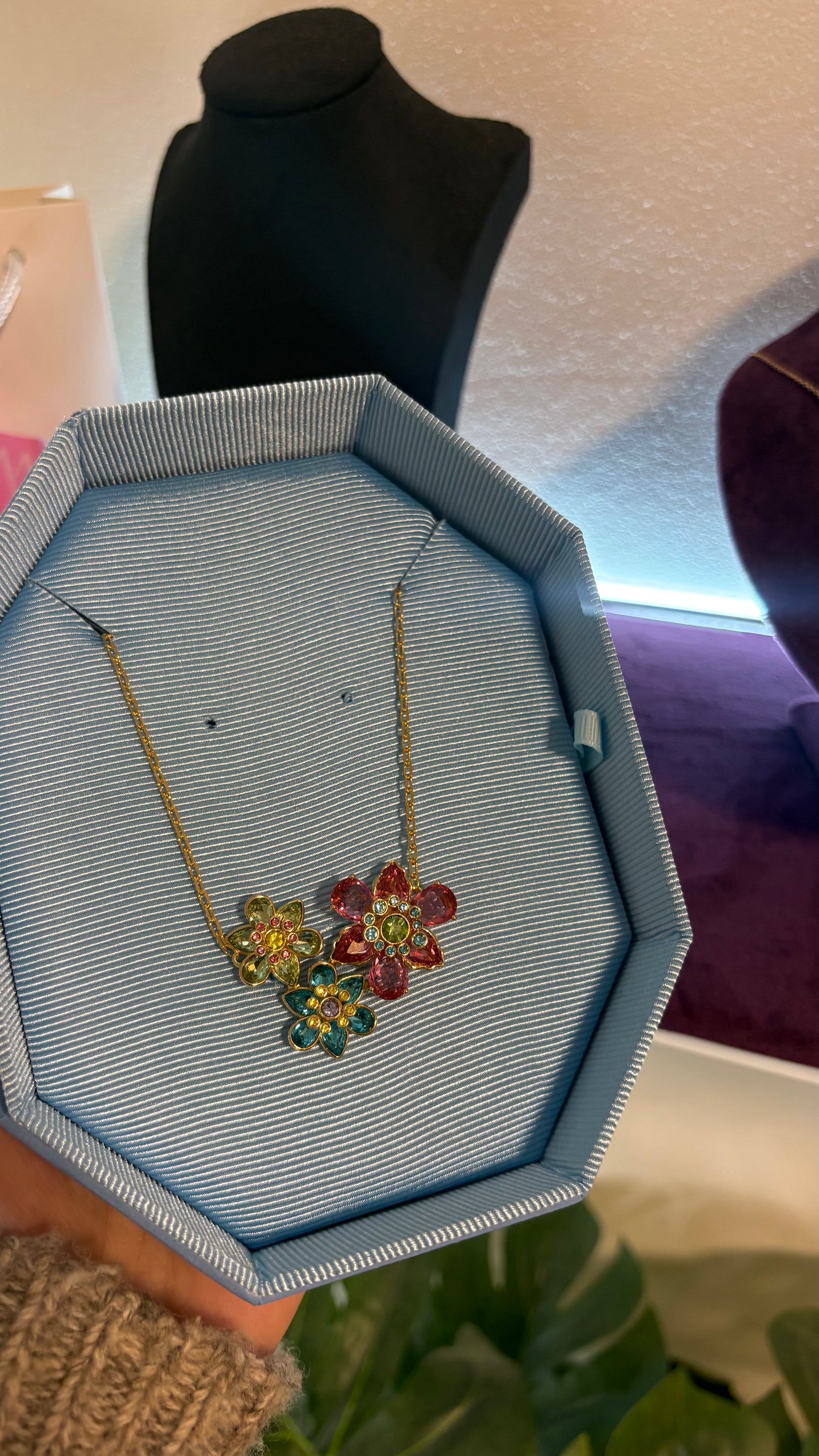'Floria' Triple Flower Necklace