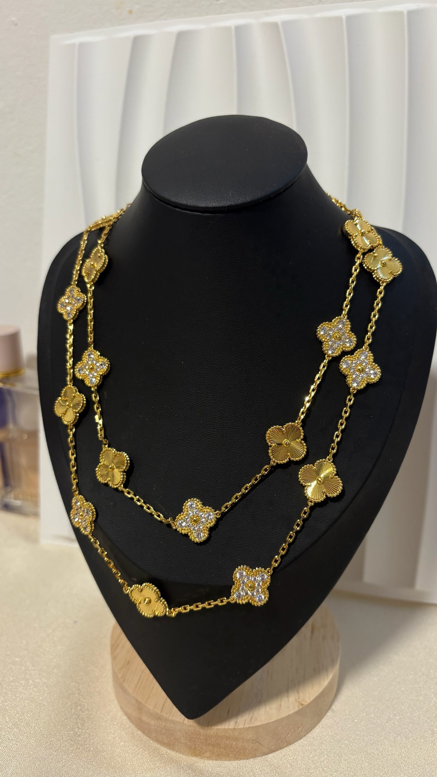 Clover Necklace - 20 Motifs -