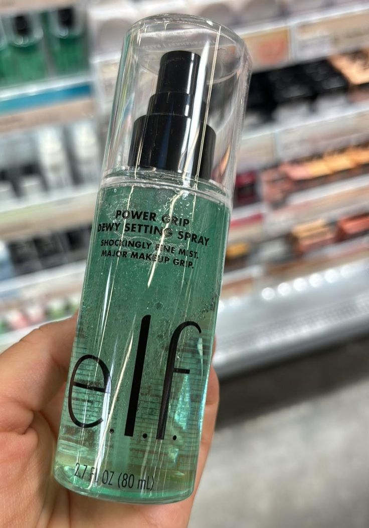 e.l.f - Power Grip Dewy