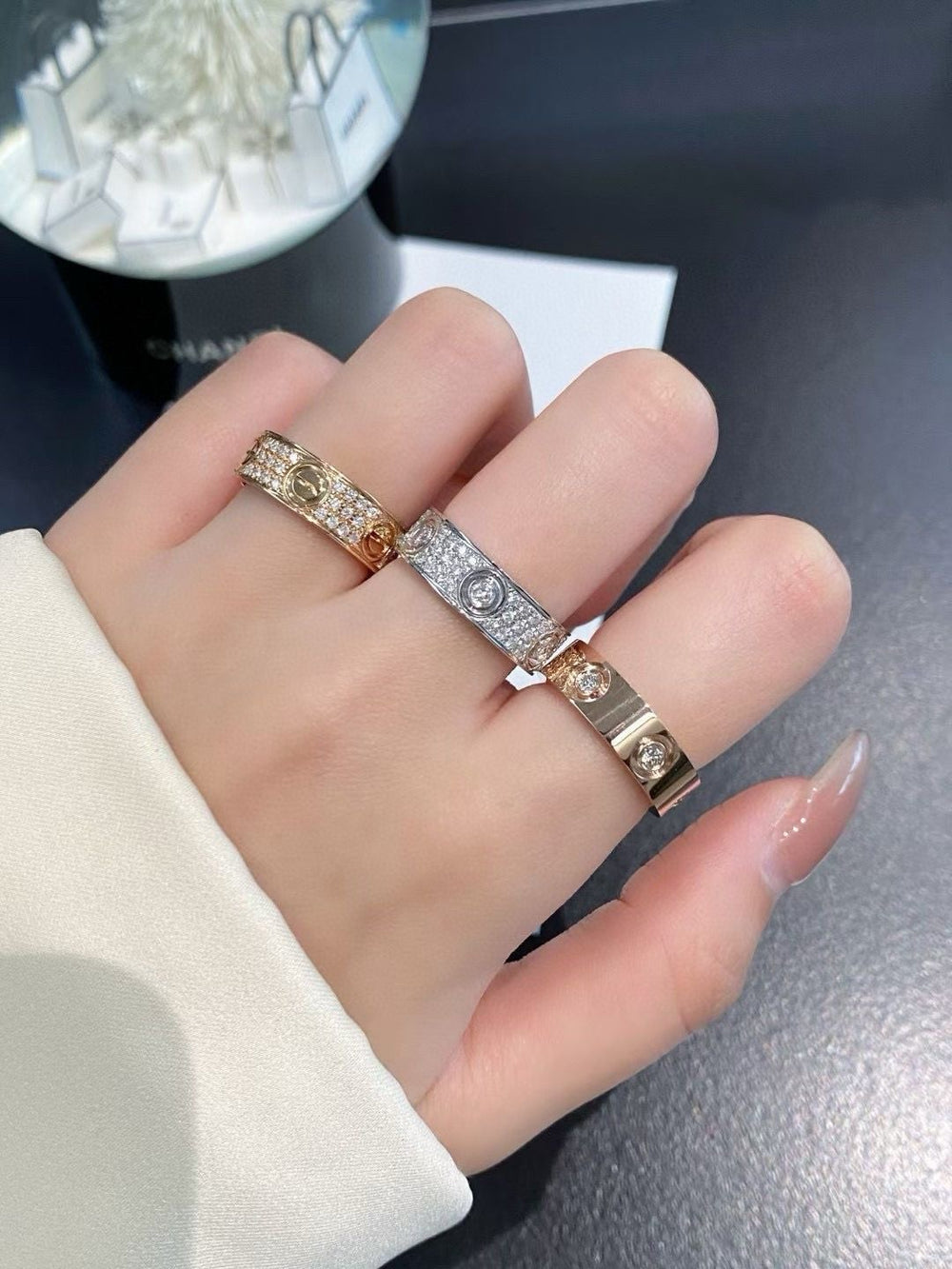 Love Full Diamond Ring