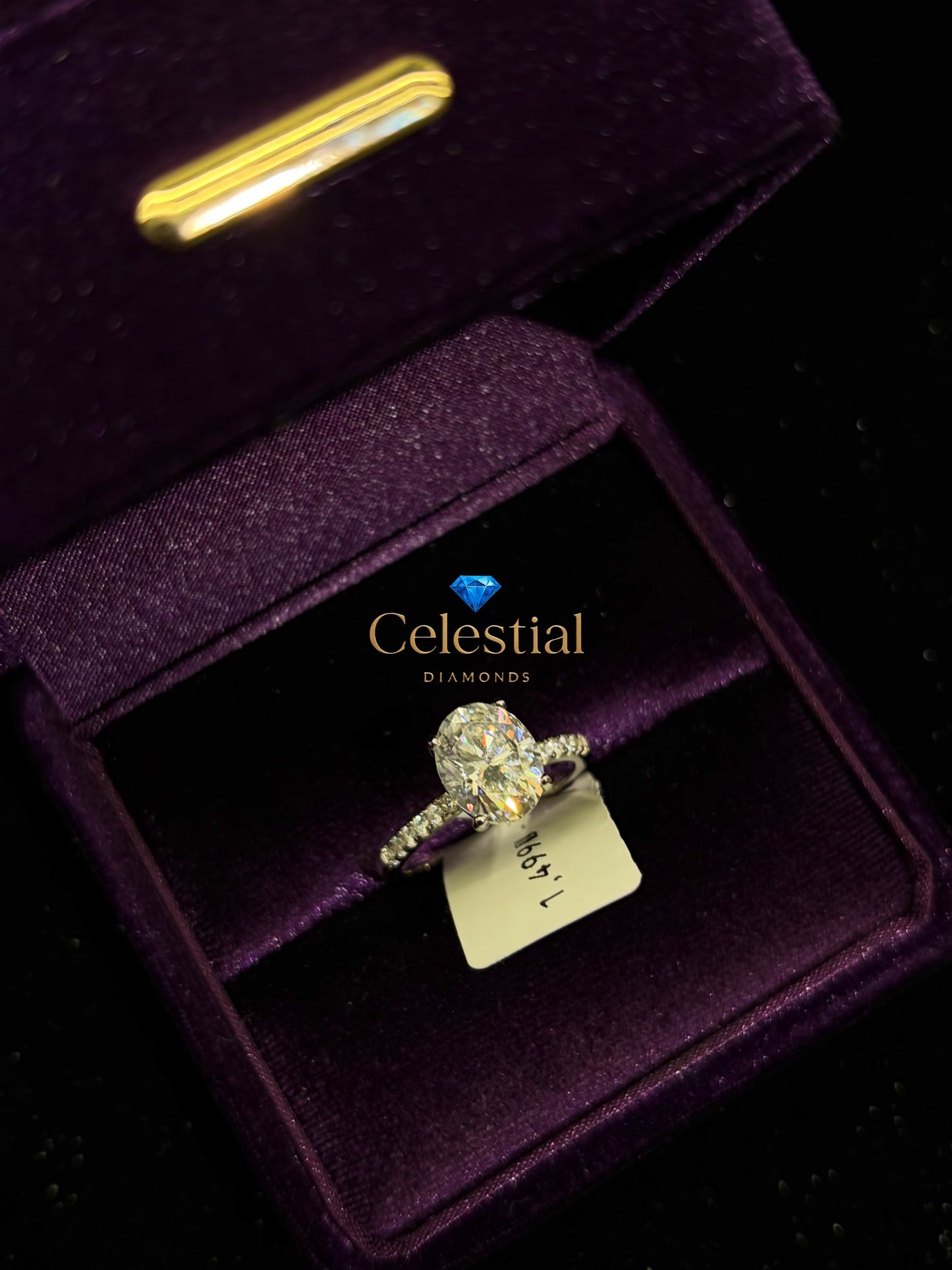 Moissanite Classic Oval Ring