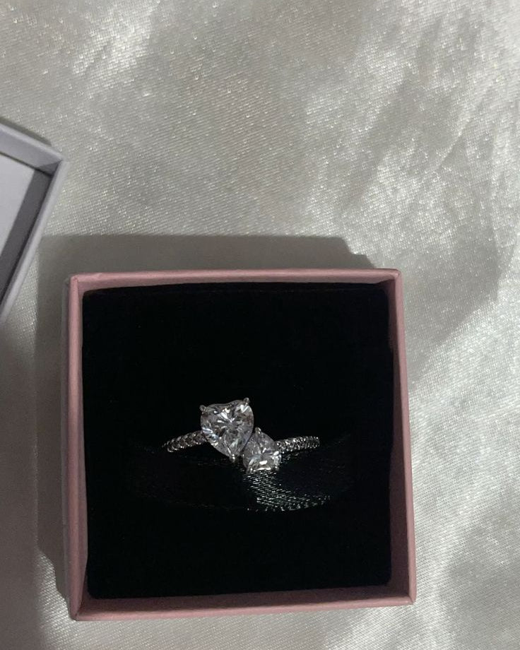 Double Hearts Ring