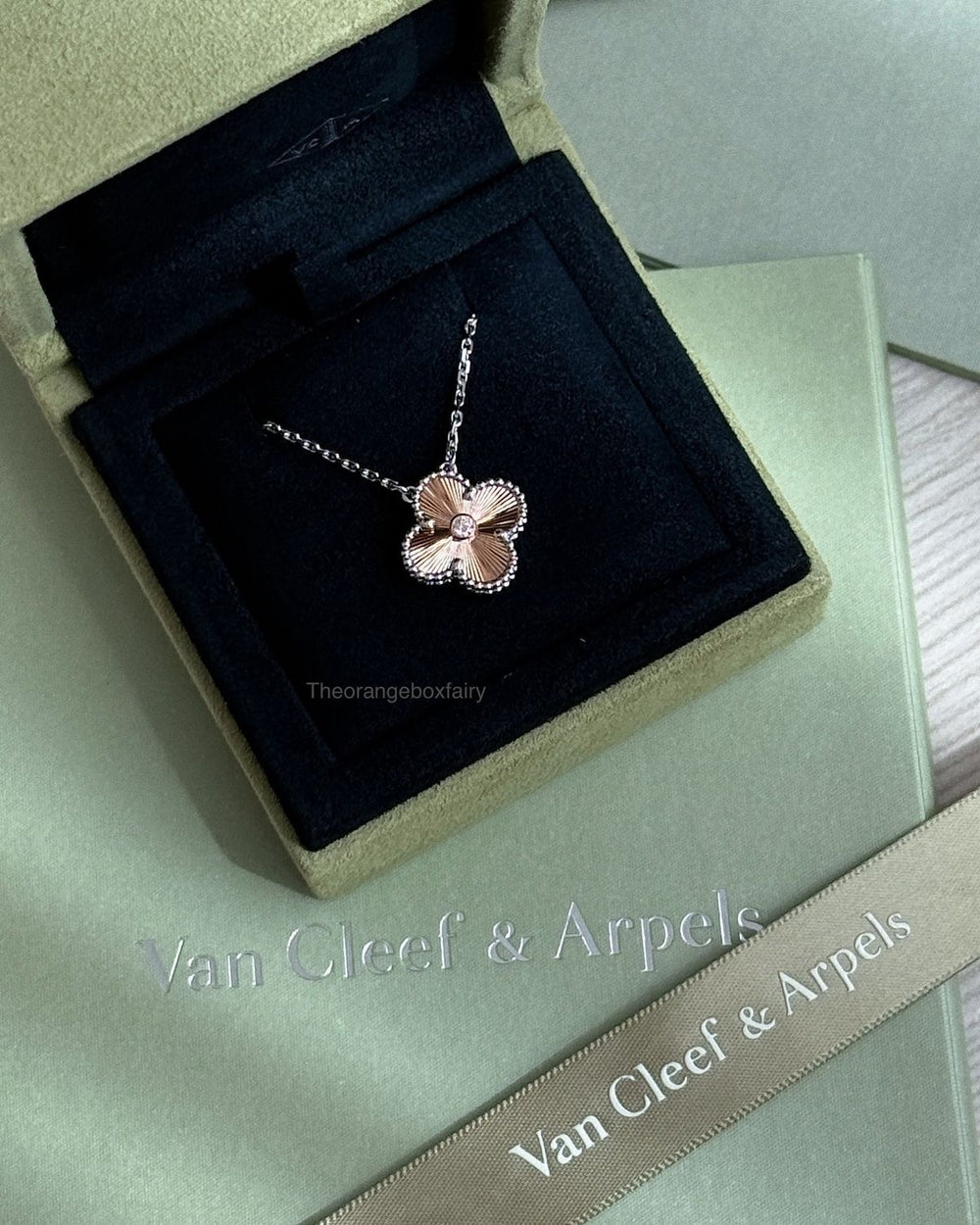 Clover Necklace Rose Gold