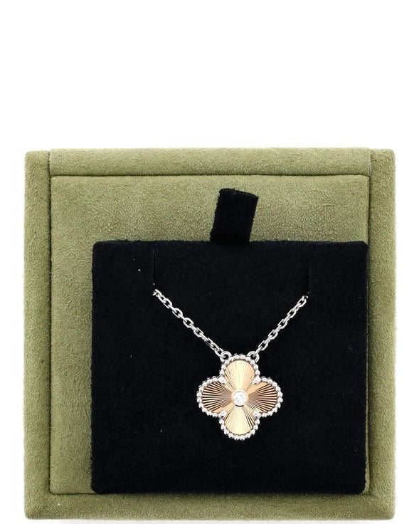 Clover Necklace Rose Gold