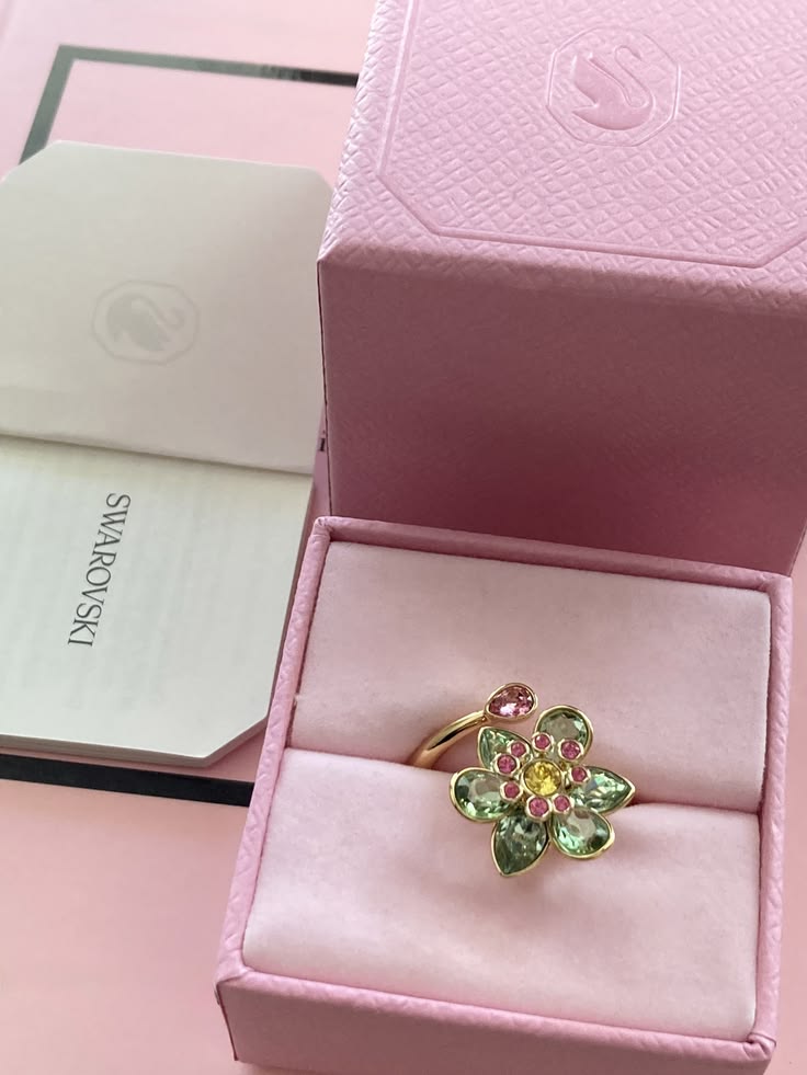 'Floria' Flower Ring